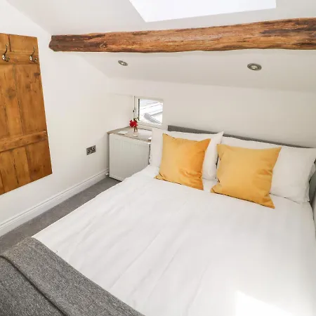 Old Stone * Harrogate